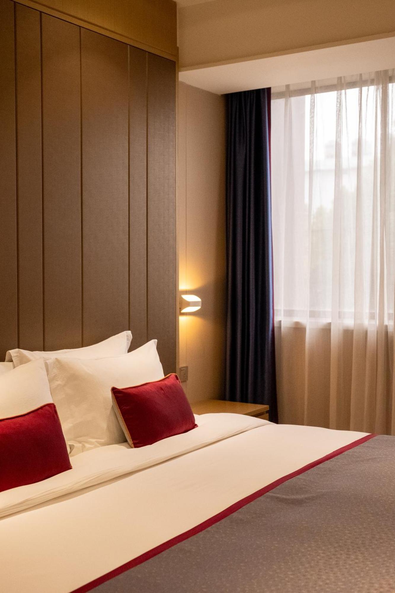 Shanghai-Deco Hotel-Free Shuttle Bus To Pudong Airport And Disneyland Εξωτερικό φωτογραφία