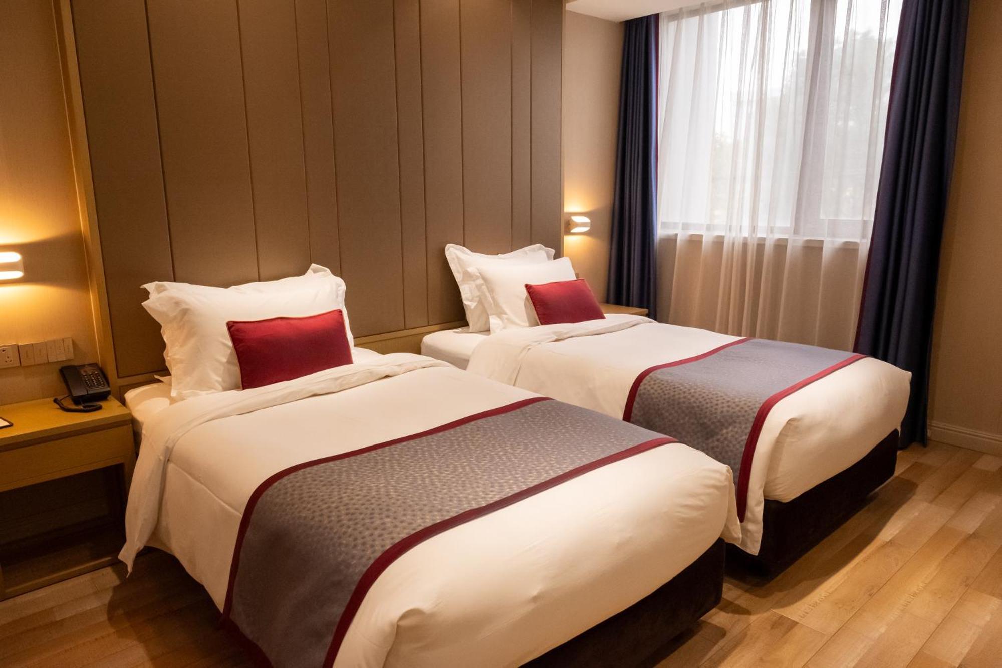 Shanghai-Deco Hotel-Free Shuttle Bus To Pudong Airport And Disneyland Εξωτερικό φωτογραφία