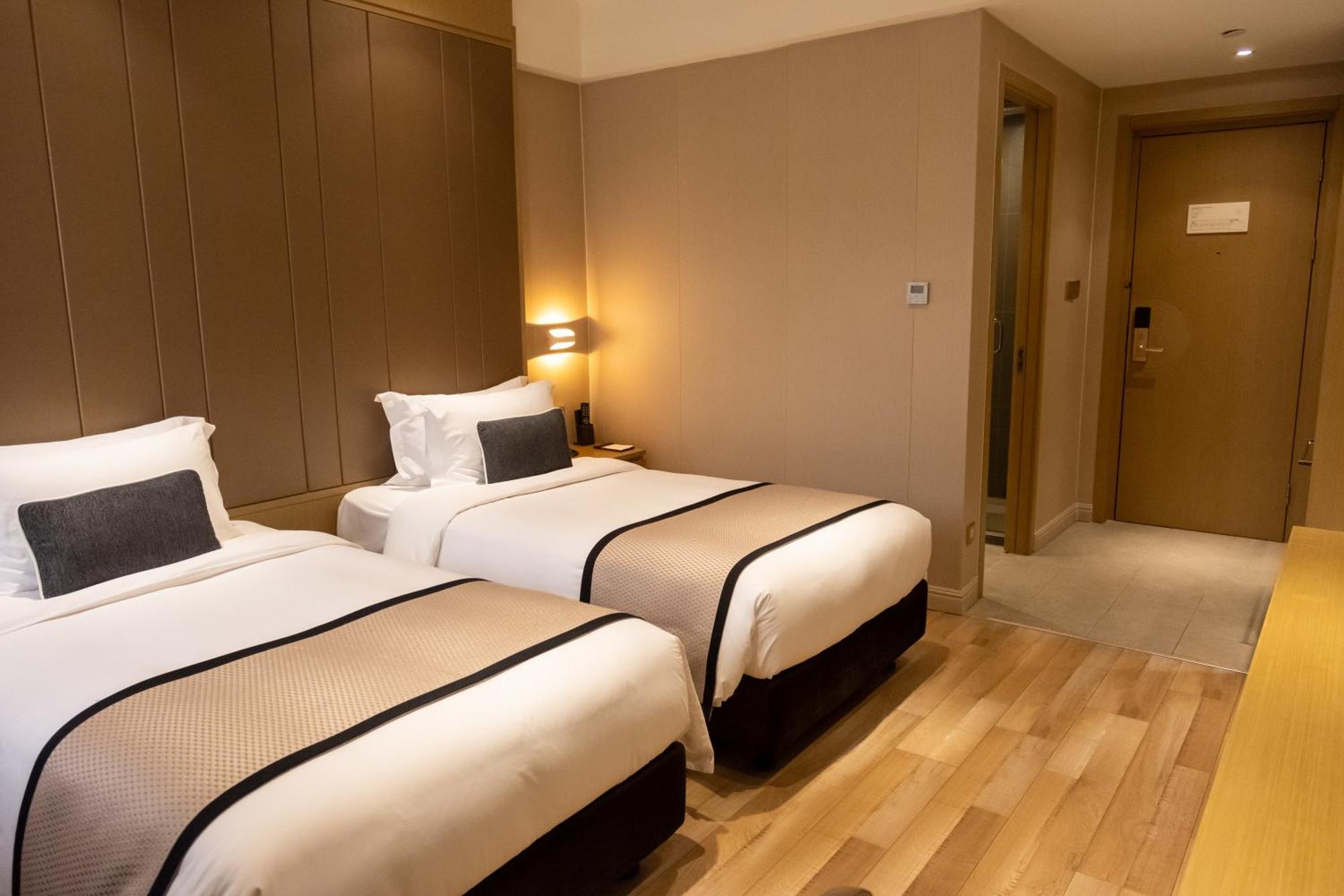 Shanghai-Deco Hotel-Free Shuttle Bus To Pudong Airport And Disneyland Εξωτερικό φωτογραφία