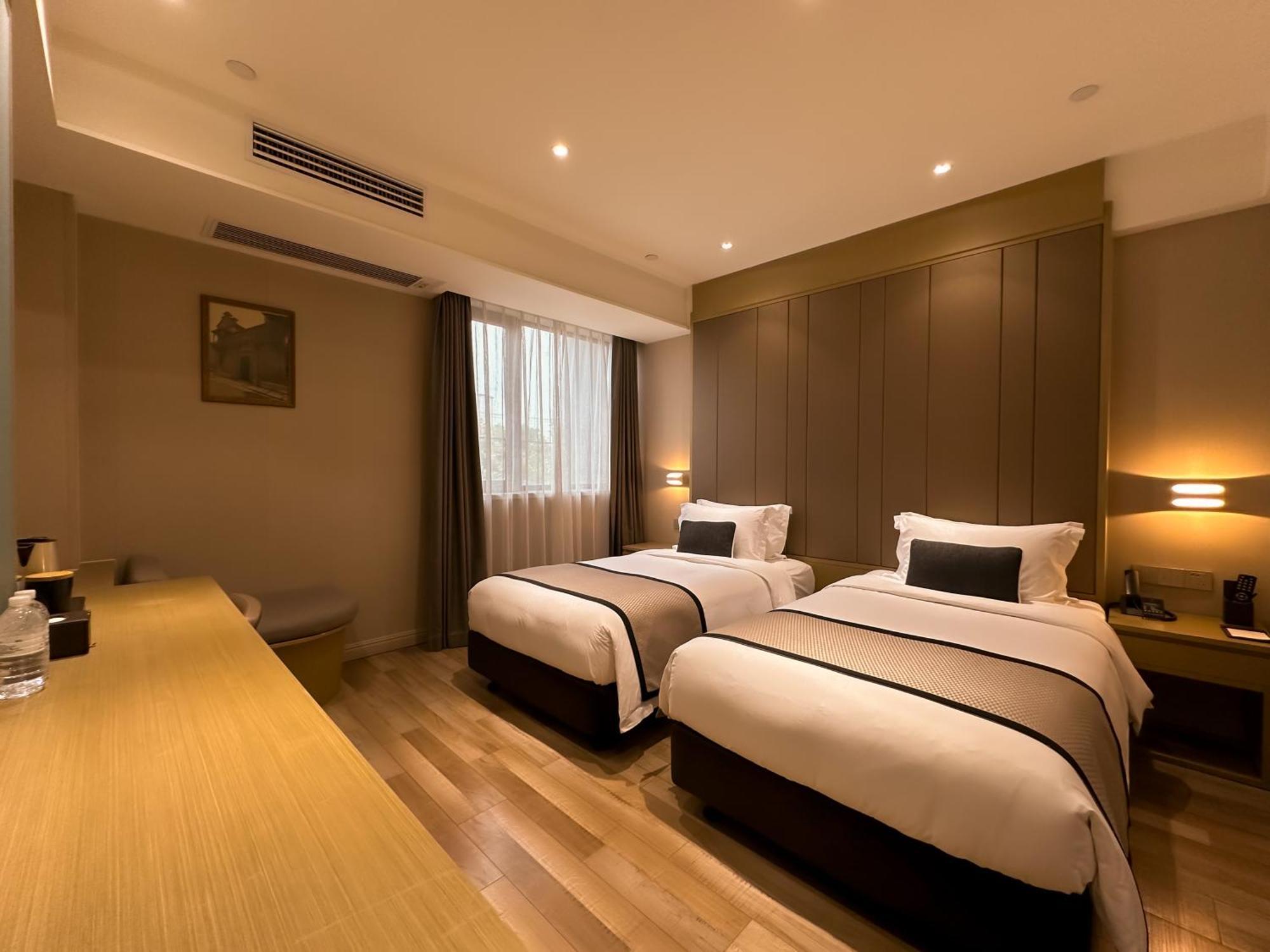 Shanghai-Deco Hotel-Free Shuttle Bus To Pudong Airport And Disneyland Εξωτερικό φωτογραφία