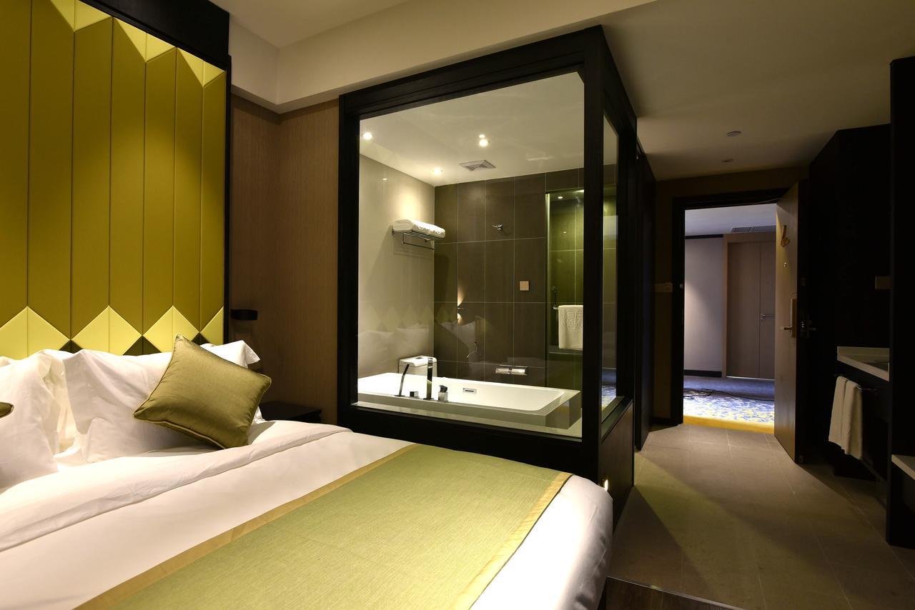 Shanghai-Deco Hotel-Free Shuttle Bus To Pudong Airport And Disneyland Εξωτερικό φωτογραφία